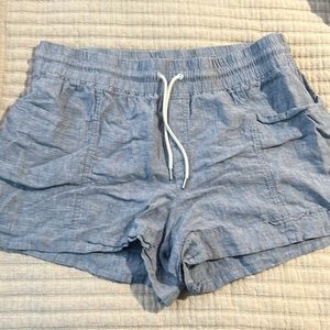 Athleta Cabo linen short 4” size 18